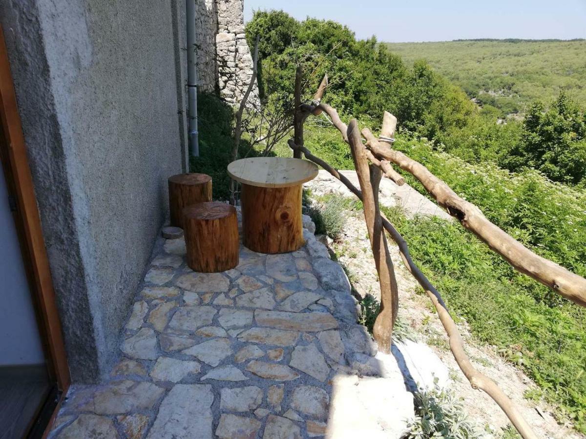 Apartman Biba Lubenice Bagian luar foto